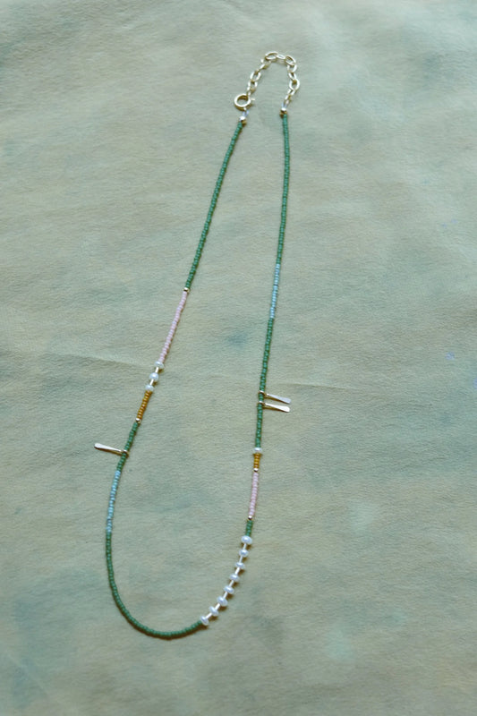 Beaded Necklace- Emerald with Freshwater Pearls
